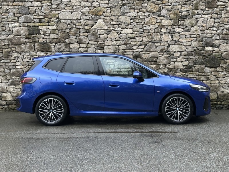 2025 (25) BMW 2 SERIES 220i MHT M Sport 5dr DCT 5050956