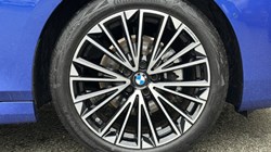 2025 (25) BMW 2 SERIES 220i MHT M Sport 5dr DCT 5050963