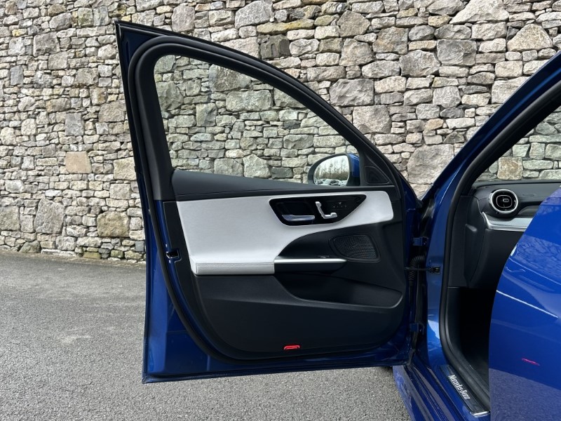 2024 (24) MERCEDES-BENZ C CLASS C300 AMG Line Premium 4dr 9G-Tronic 5087030