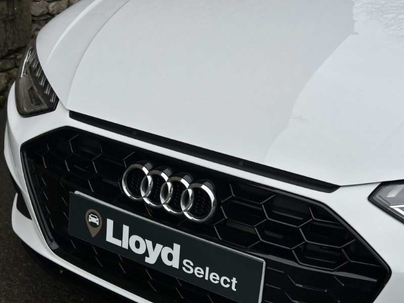 2020 (20) AUDI A4 35 TFSI Black Edition 5dr 5041556