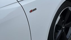 2020 (20) AUDI A4 35 TFSI Black Edition 5dr 5061396