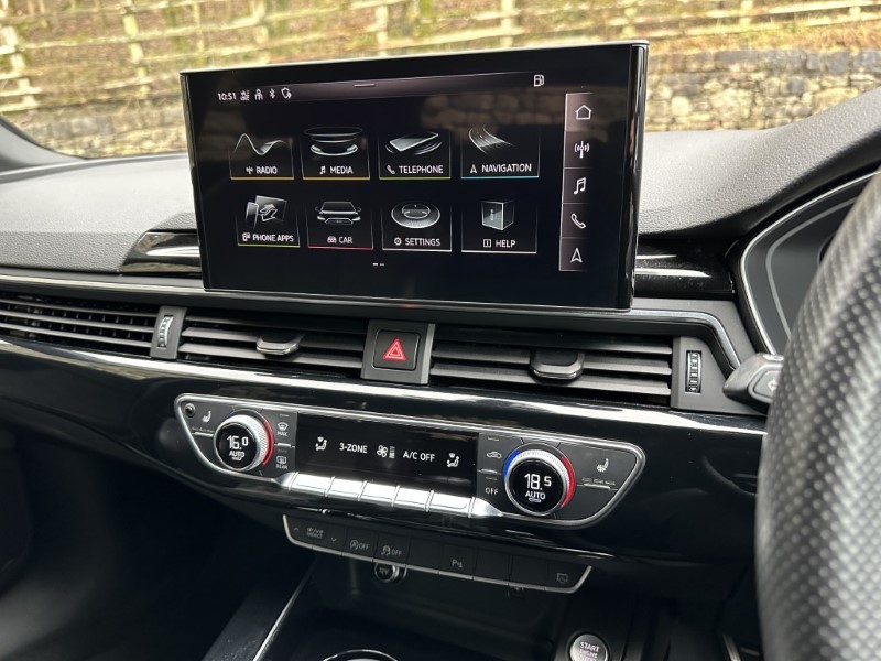 2020 (20) AUDI A4 35 TFSI Black Edition 5dr 5041583