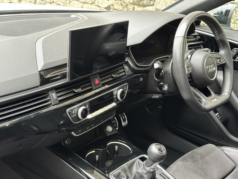 2020 (20) AUDI A4 35 TFSI Black Edition 5dr 5041559