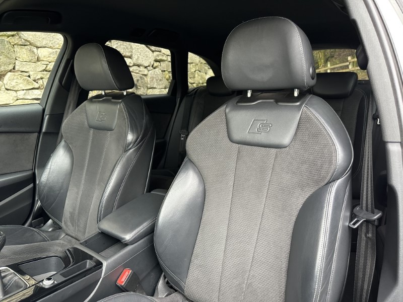 2020 (20) AUDI A4 35 TFSI Black Edition 5dr 5041561