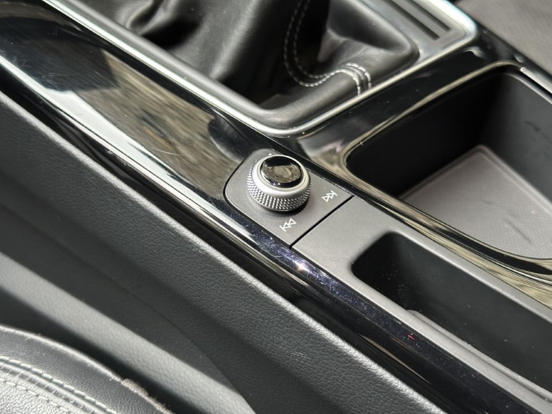 2020 (20) AUDI A4 35 TFSI Black Edition 5dr 5041565