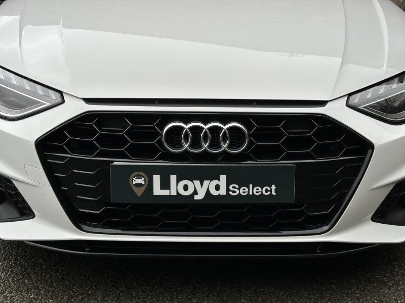 2020 (20) AUDI A4 35 TFSI Black Edition 5dr 5041588