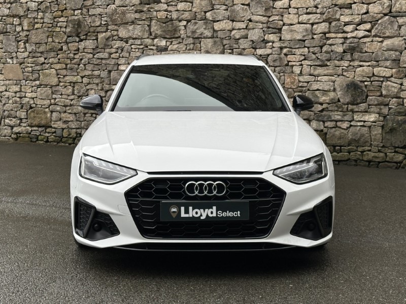 2020 (20) AUDI A4 35 TFSI Black Edition 5dr 5041584