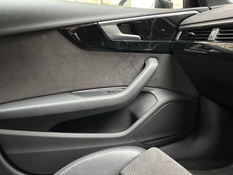 2020 (20) AUDI A4 35 TFSI Black Edition 5dr 5041547