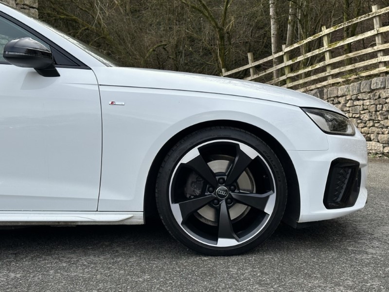 2020 (20) AUDI A4 35 TFSI Black Edition 5dr 5061393