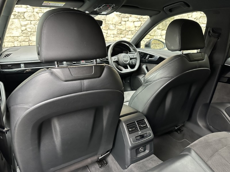 2020 (20) AUDI A4 35 TFSI Black Edition 5dr 5041571