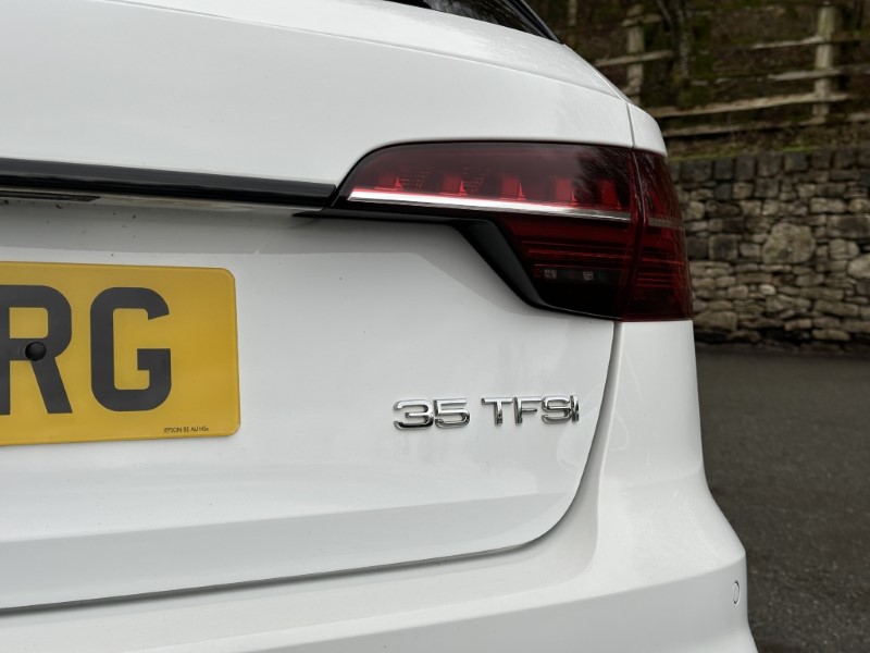 2020 (20) AUDI A4 35 TFSI Black Edition 5dr 5041530