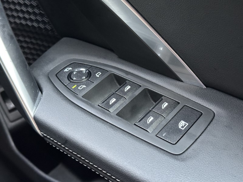 2025 (25) BMW iX1 150kW eDrive20 M Sport 65kWh 5dr Auto 5068905