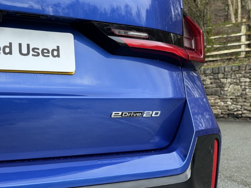 2025 (25) BMW iX1 150kW eDrive20 M Sport 65kWh 5dr Auto 5068861