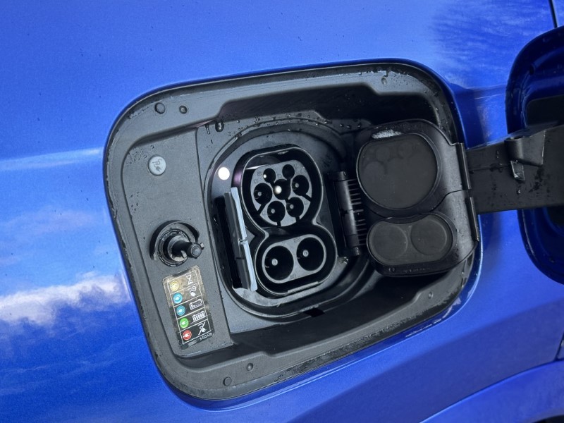 2025 (25) BMW iX1 150kW eDrive20 M Sport 65kWh 5dr Auto 5068918