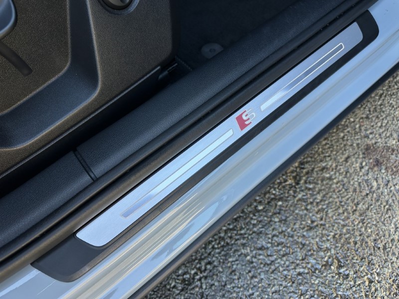 2022 (72) AUDI Q2 S Quattro Black Edition 5dr S Tronic 5125780