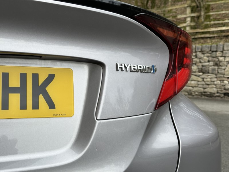 2020 (70) TOYOTA C-HR 2.0 Hybrid Excel 5dr CVT 5084069