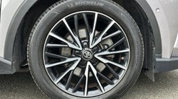 2020 (70) TOYOTA C-HR 2.0 Hybrid Excel 5dr CVT 5084121