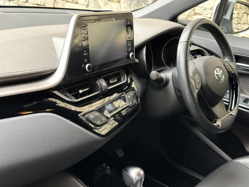 2020 (70) TOYOTA C-HR 2.0 Hybrid Excel 5dr CVT 5084095