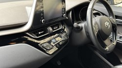 2020 (70) TOYOTA C-HR 2.0 Hybrid Excel 5dr CVT 5084095