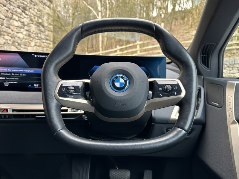 2022 (72) BMW iX 240kW xDrive40 M Sport Edition 76.6kWh 5dr Auto 5084815