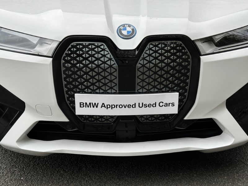 2022 (72) BMW iX 240kW xDrive40 M Sport Edition 76.6kWh 5dr Auto 5084864