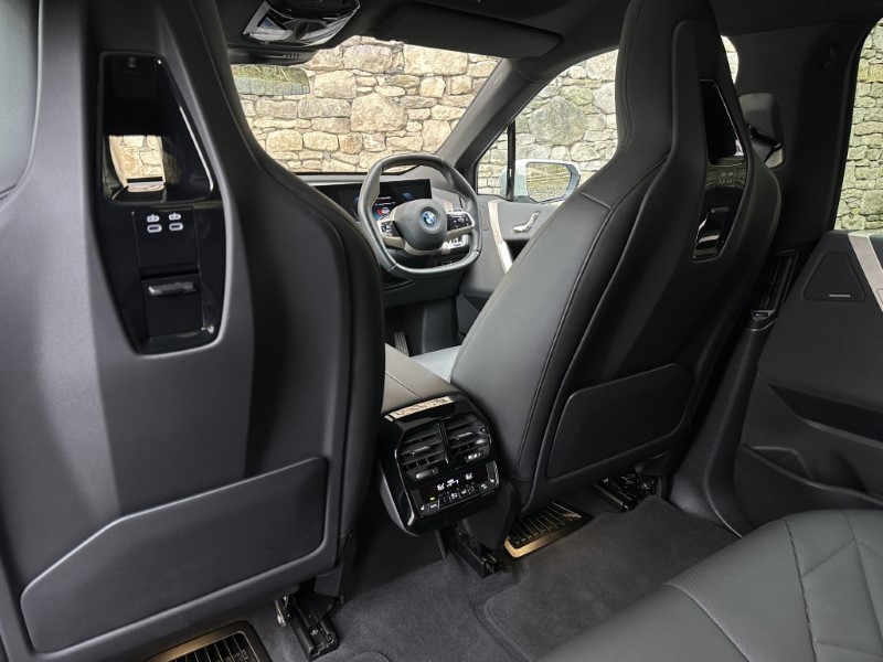 2022 (72) BMW iX 240kW xDrive40 M Sport Edition 76.6kWh 5dr Auto 5084845