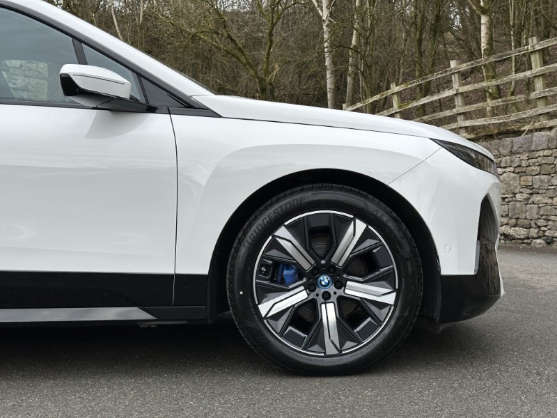 2022 (72) BMW iX 240kW xDrive40 M Sport Edition 76.6kWh 5dr Auto 5084868