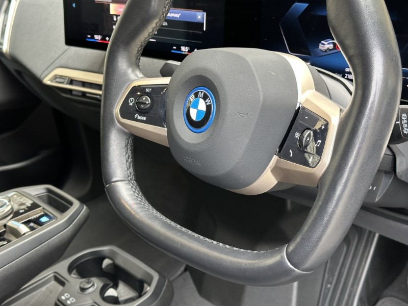 2022 (72) BMW iX 240kW xDrive40 M Sport Edition 76.6kWh 5dr Auto 5084812