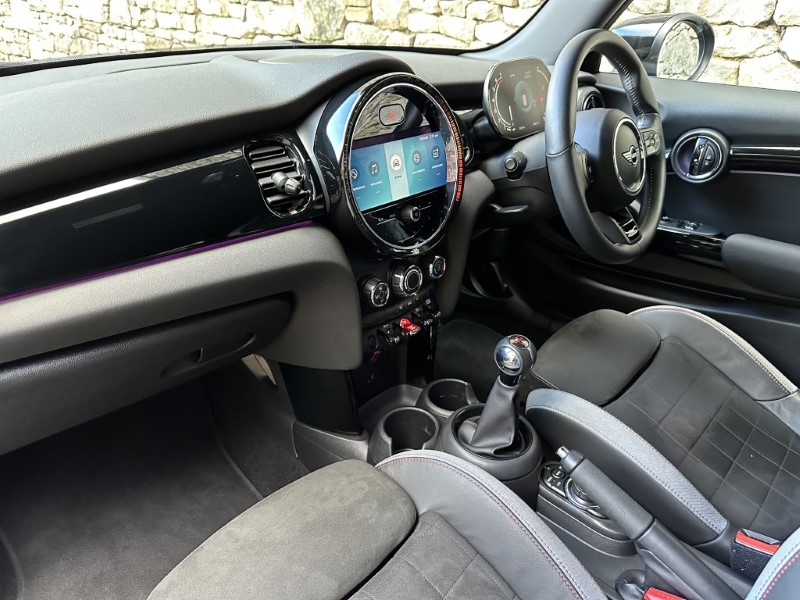 2022 (22) MINI HATCHBACK 1.5 Cooper Sport 3dr 5046373