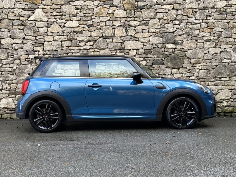 2022 (22) MINI HATCHBACK 1.5 Cooper Sport 3dr 5046311