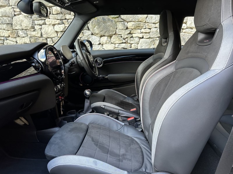 2022 (22) MINI HATCHBACK 1.5 Cooper Sport 3dr 5046340