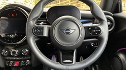 2022 (22) MINI HATCHBACK 1.5 Cooper Sport 3dr 5046323