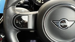 2022 (22) MINI HATCHBACK 1.5 Cooper Sport 3dr 5046327