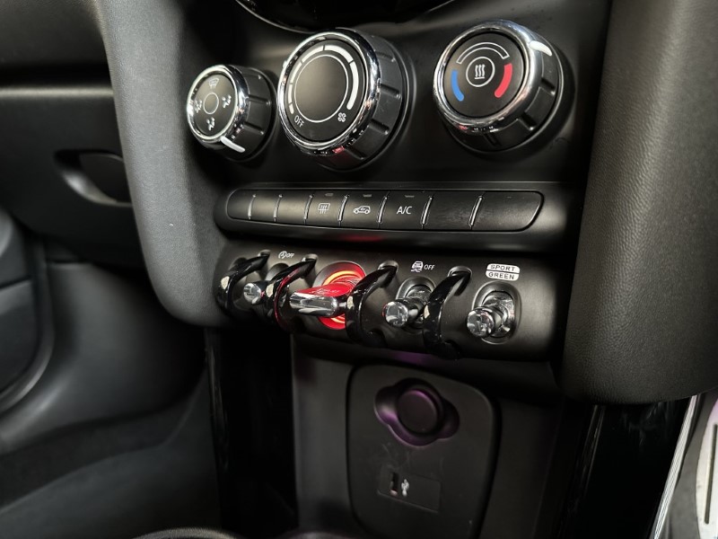 2022 (22) MINI HATCHBACK 1.5 Cooper Sport 3dr 5046335