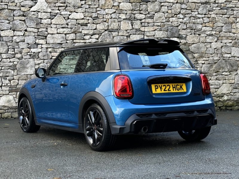 2022 (22) MINI HATCHBACK 1.5 Cooper Sport 3dr