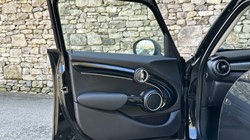 2018 (68) MINI HATCHBACK 2.0 Cooper S Exclusive II 5dr Auto 5131622
