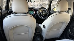 2018 (68) MINI HATCHBACK 2.0 Cooper S Exclusive II 5dr Auto 5131626