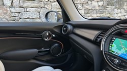 2018 (68) MINI HATCHBACK 2.0 Cooper S Exclusive II 5dr Auto 5131601