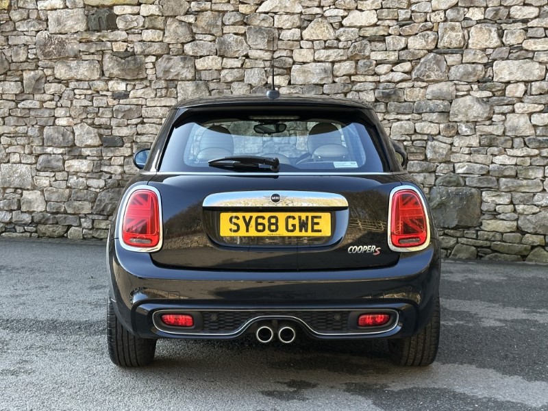 2018 (68) MINI HATCHBACK 2.0 Cooper S Exclusive II 5dr Auto 5131620