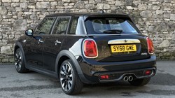 2018 (68) MINI HATCHBACK 2.0 Cooper S Exclusive II 5dr Auto 1