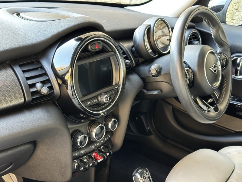 2018 (68) MINI HATCHBACK 2.0 Cooper S Exclusive II 5dr Auto 5131611