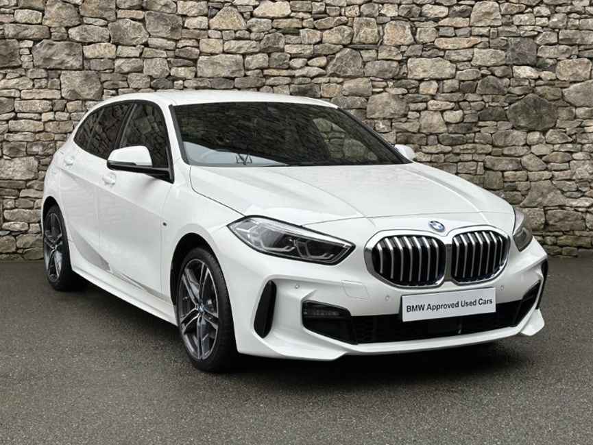 2023 (23) BMW 1 SERIES 118i M Sport 5dr Step Auto