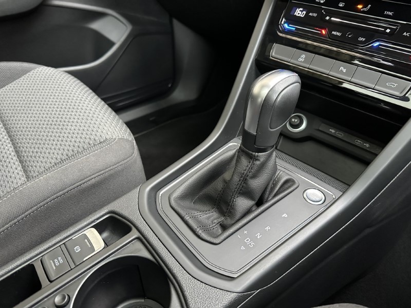 2024 (74) VOLKSWAGEN TOURAN 1.5 TSI EVO Match 5dr DSG 5088676