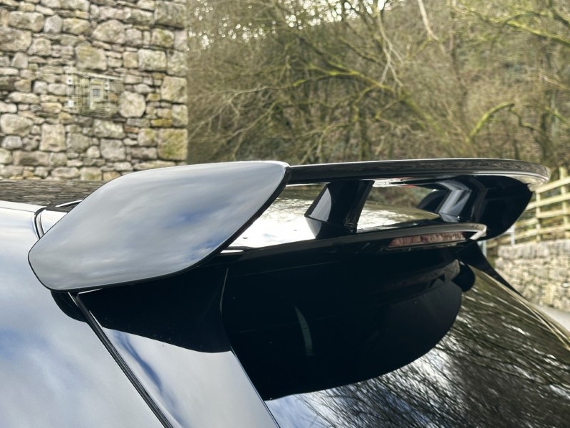 2023 (72) MERCEDES-BENZ A CLASS A35 4Matic Premium Plus 5dr Auto 5105314