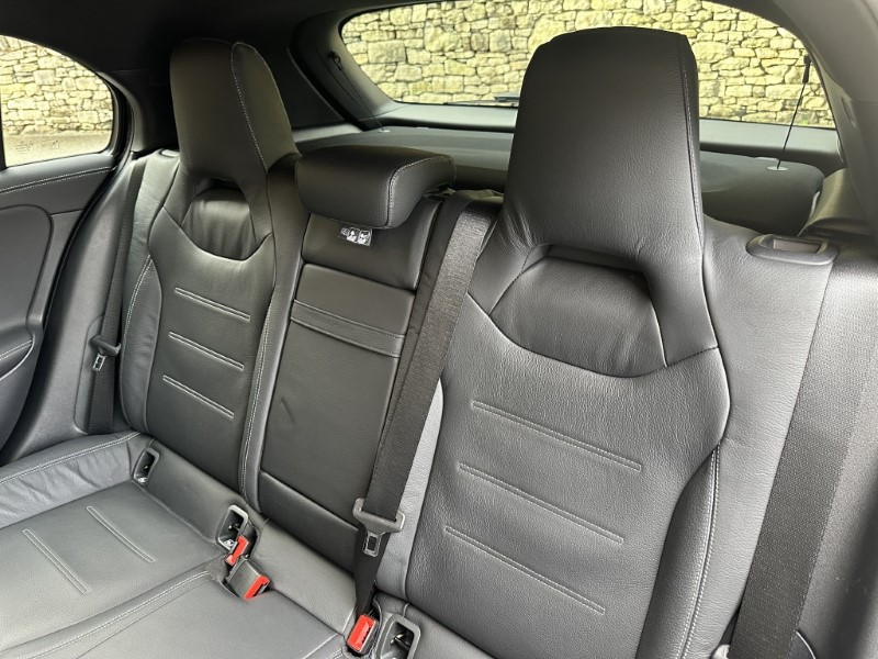 2023 (72) MERCEDES-BENZ A CLASS A35 4Matic Premium Plus 5dr Auto 5105310