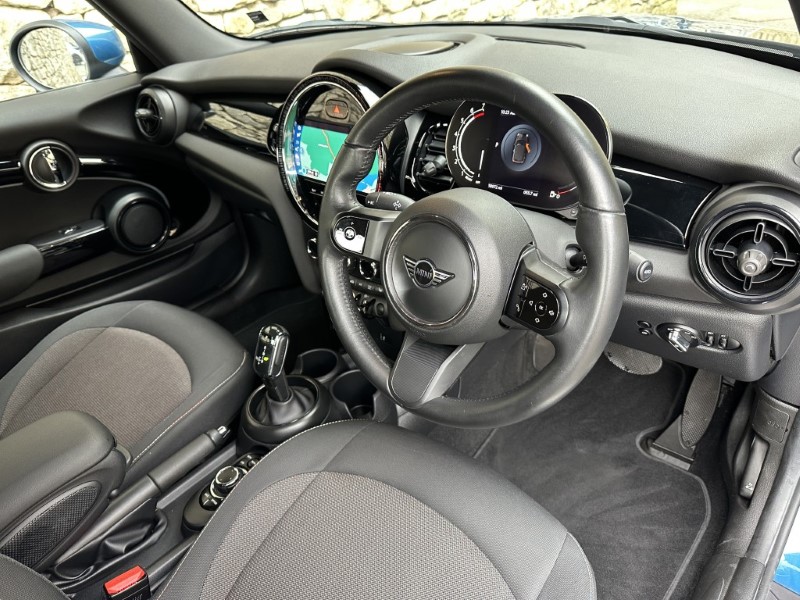 2021 (21) MINI CONVERTIBLE 1.5 Cooper Classic 2dr Auto 5085134