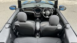 2021 (21) MINI CONVERTIBLE 1.5 Cooper Classic 2dr Auto 5085186