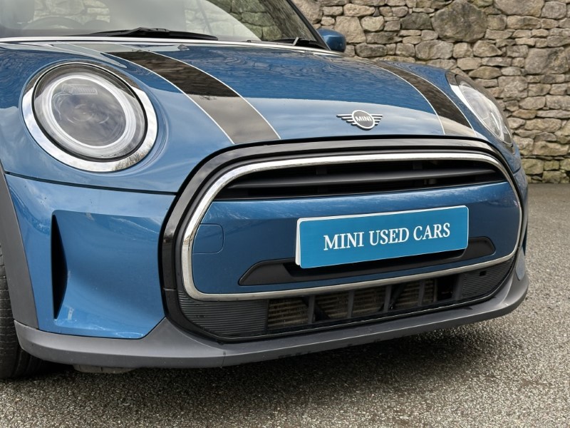 2021 (21) MINI CONVERTIBLE 1.5 Cooper Classic 2dr Auto 5116887