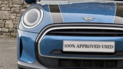 2021 (21) MINI CONVERTIBLE 1.5 Cooper Classic 2dr Auto 5085177