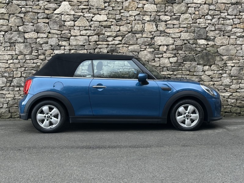 2021 (21) MINI CONVERTIBLE 1.5 Cooper Classic 2dr Auto 5085133